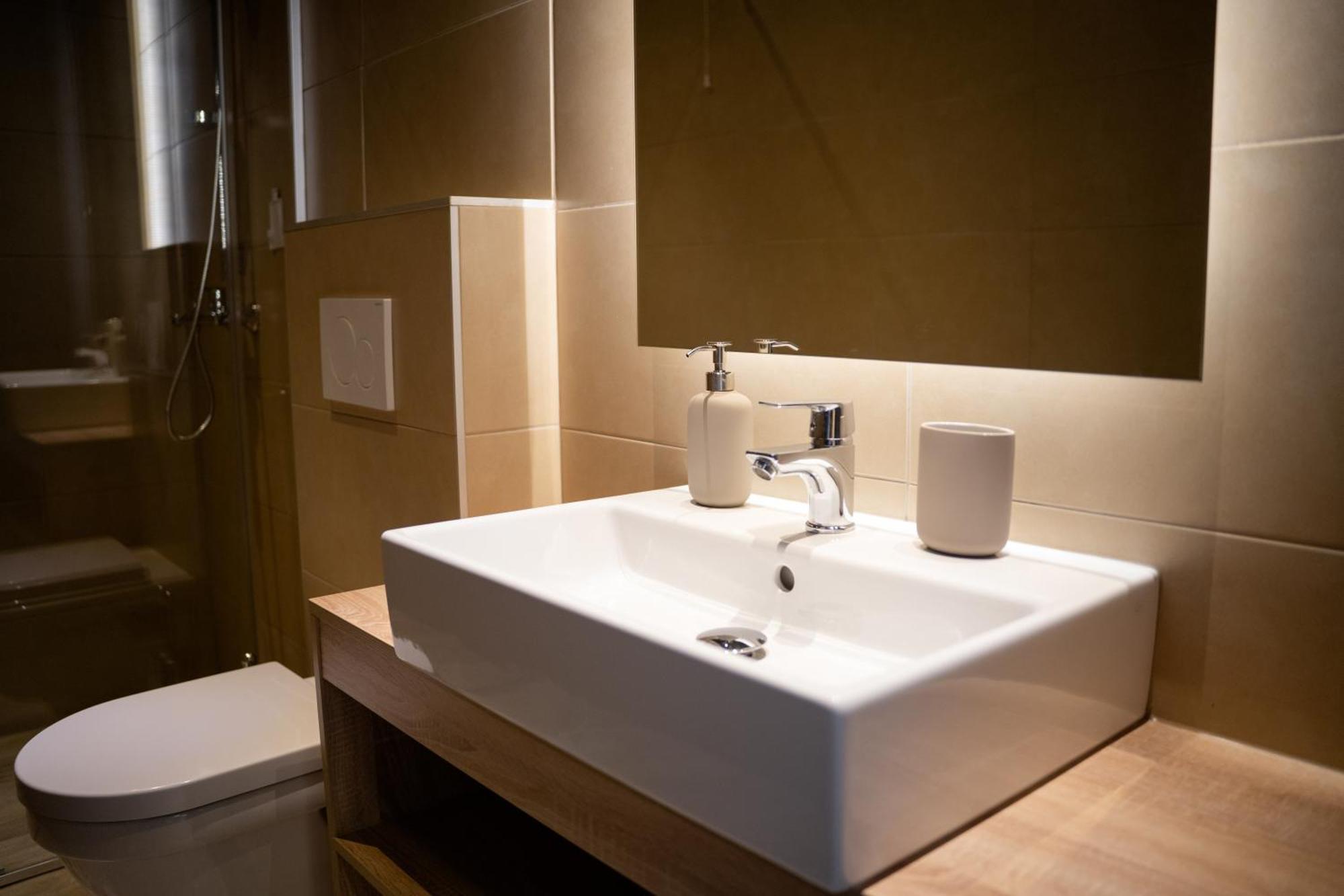 Olivia Rooms Belgrade Extérieur photo