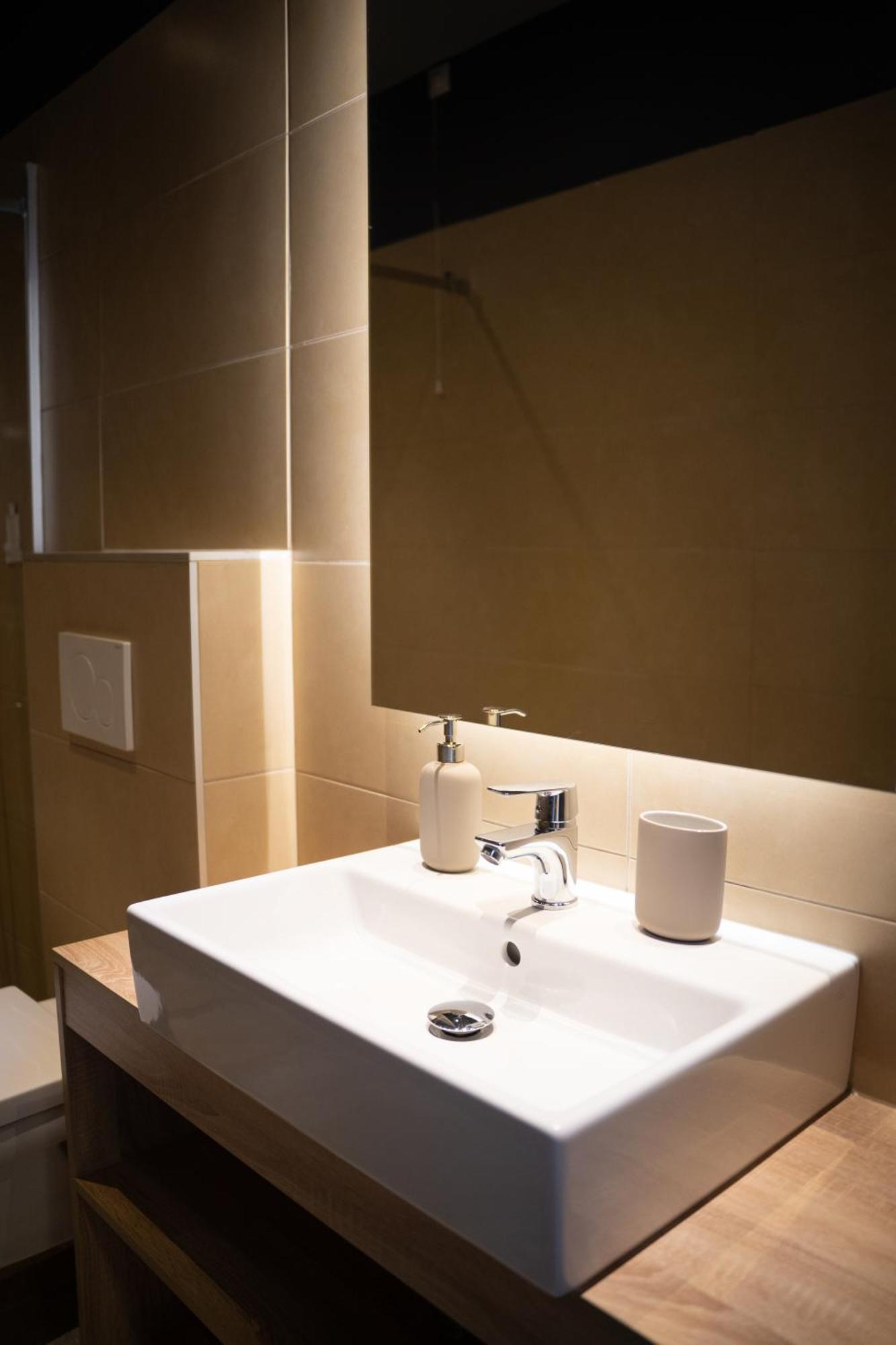 Olivia Rooms Belgrade Extérieur photo